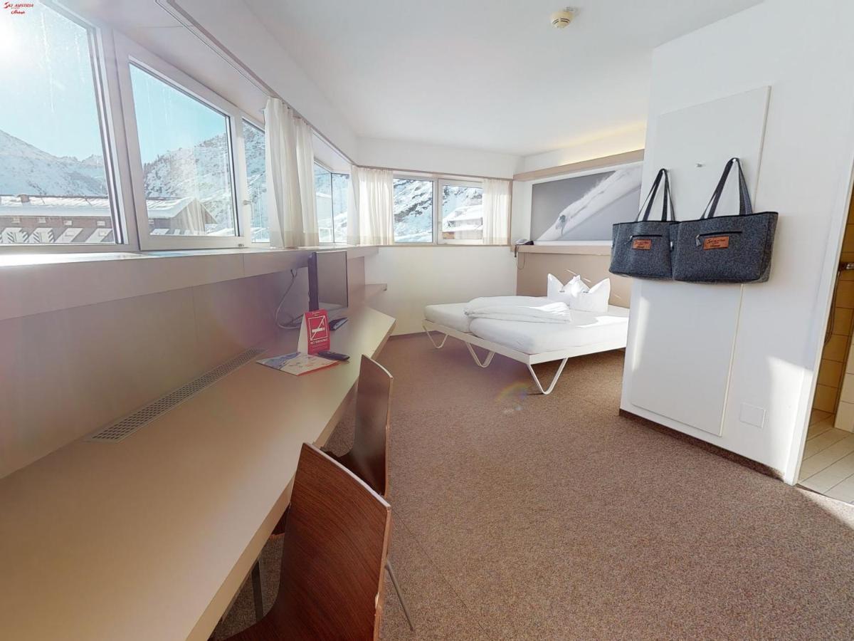 Hotel Ski Austria St.Christoph A.A. St. Christoph am Arlberg Dış mekan fotoğraf
